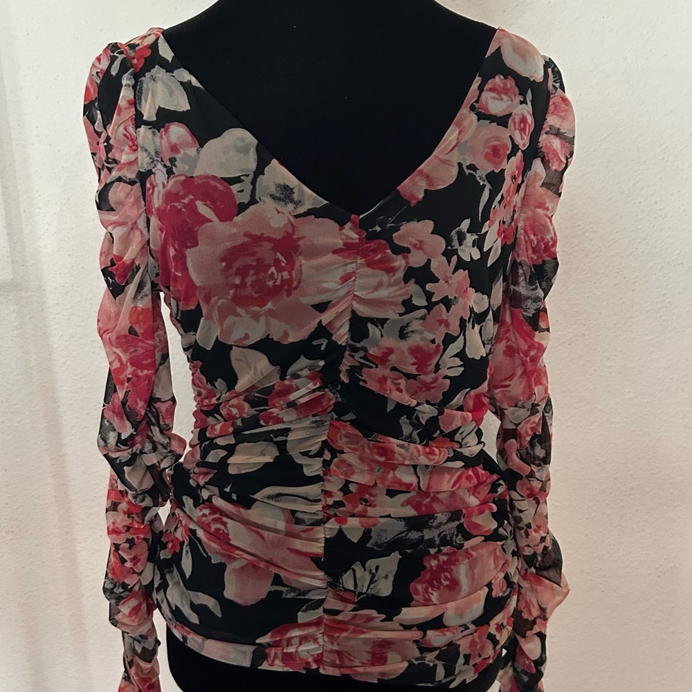 White House Black Market Floral Ruched Blouse